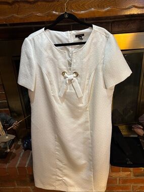 Lee Mathews White Textured Short Sleeve Shift with Gold Eyelet Detail
